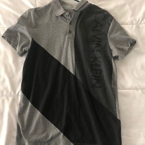 Men’s Calvin Klein shirt size Small